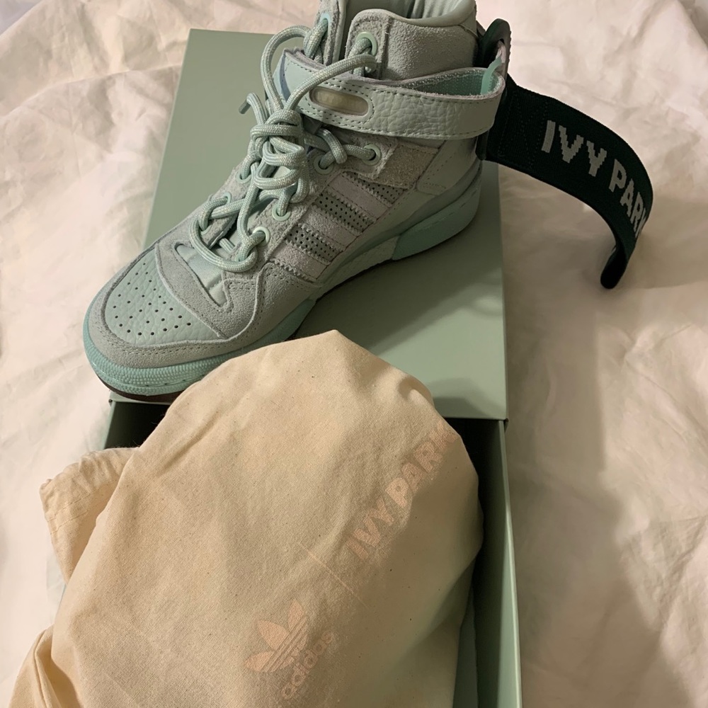 Ivy Park x Adidas Forum Mid Mint Green